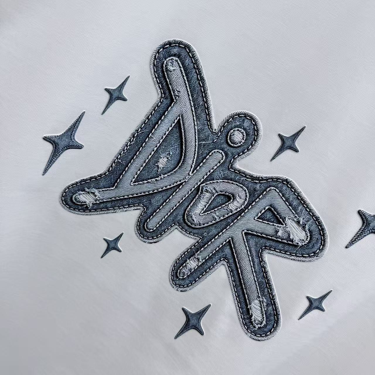 <p>DIOR 圓領T恤</p>