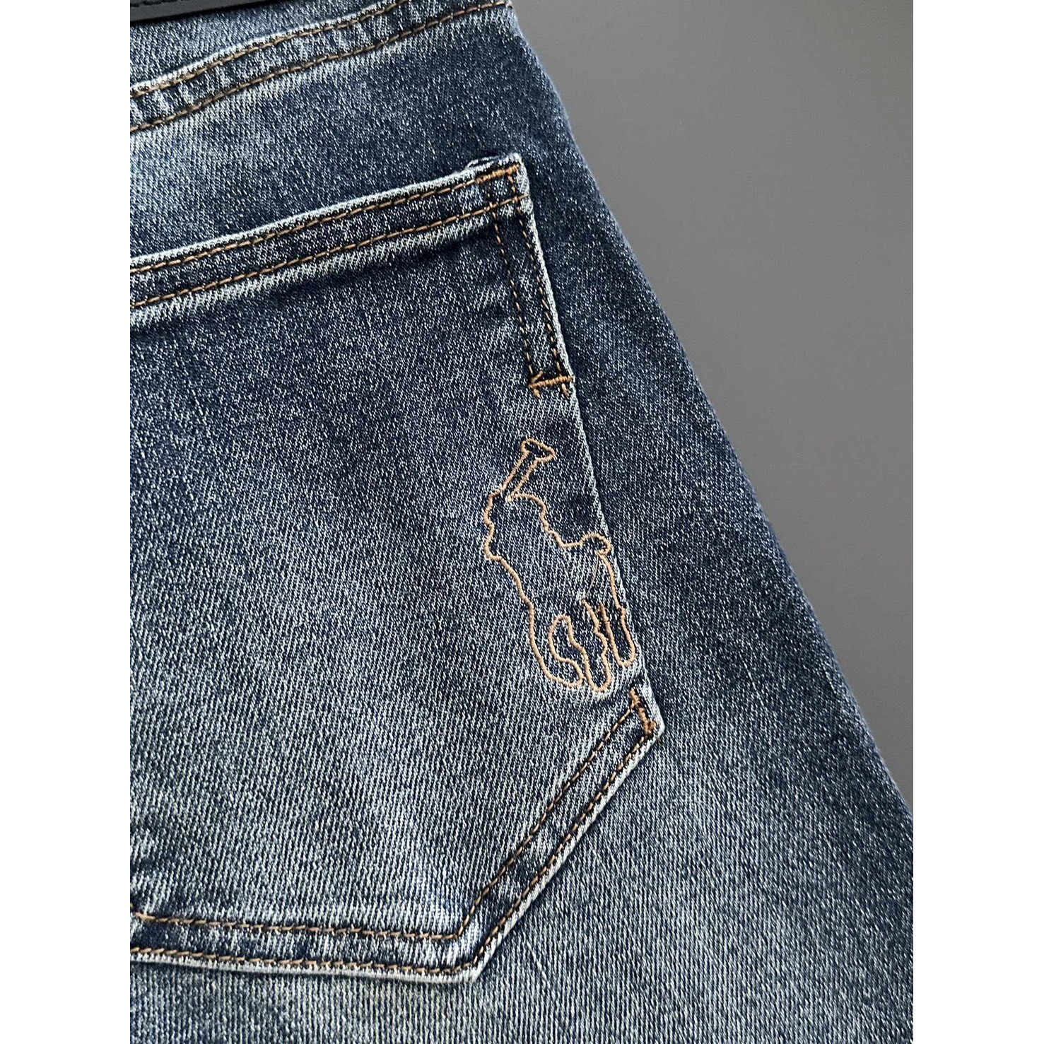 <p>Ralph Lauren&nbsp;高品质牛仔裤</p>