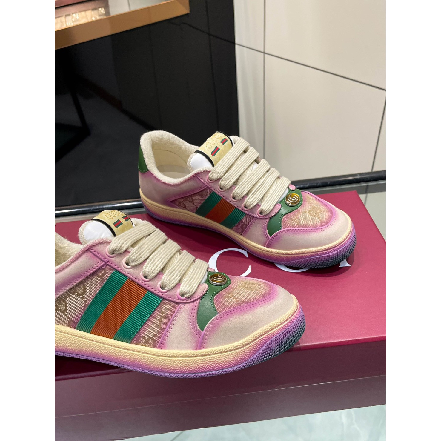 <p>GUCCI Screener系列运动鞋经典小脏鞋 (男款-粉)</p>