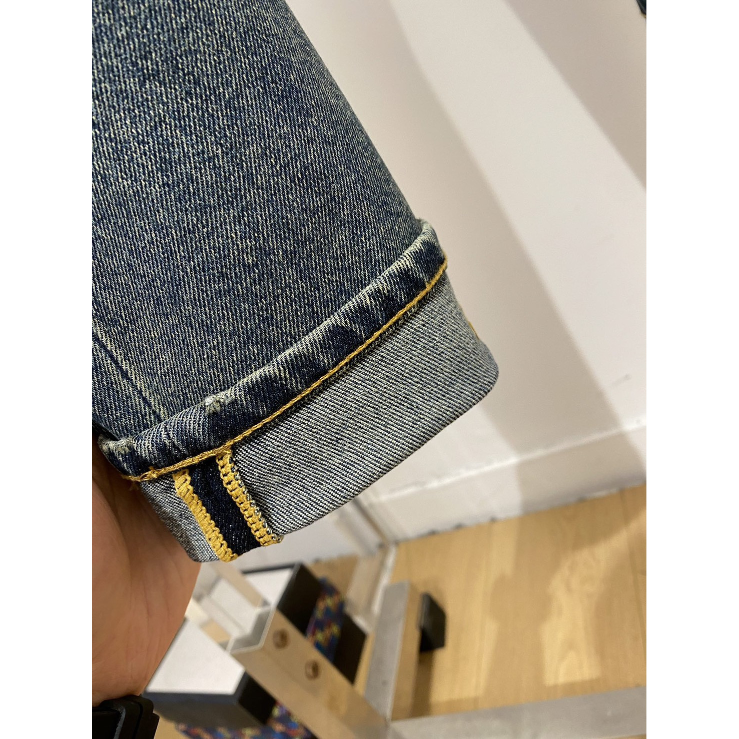 <p>DIOR 休闲牛仔裤</p>