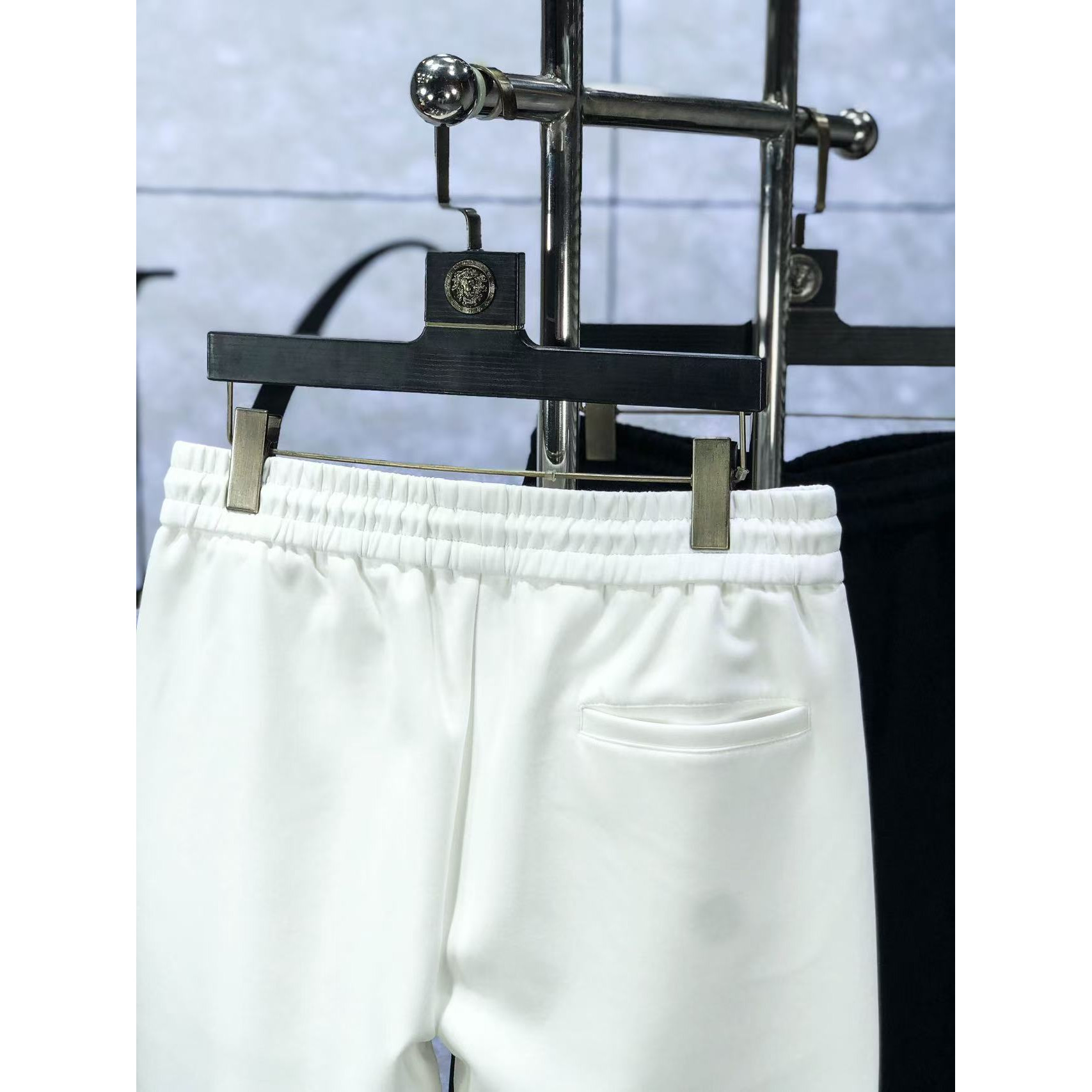 <p>Balenciaga 高品质时尚休闲裤(782946)</p>