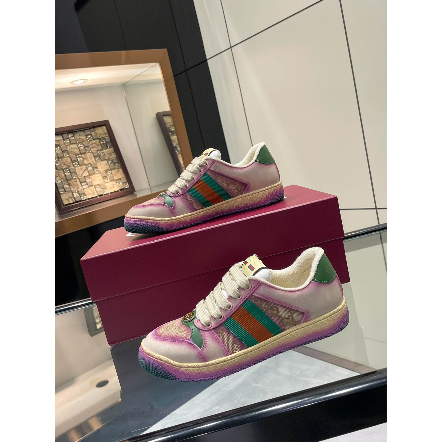 <p>GUCCI Screener系列运动鞋经典小脏鞋 (男款-粉)</p>