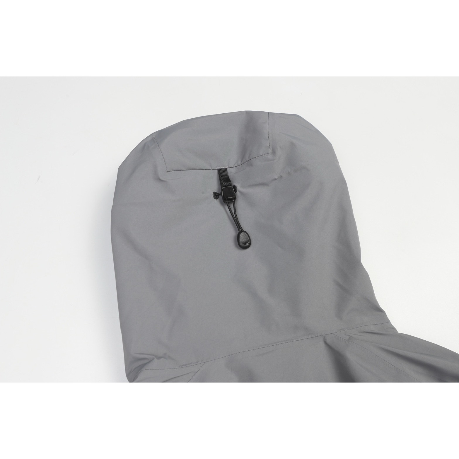 <p>Arc'teryx Bate SL 轻质透气连帽冲锋衣(灰)</p>
