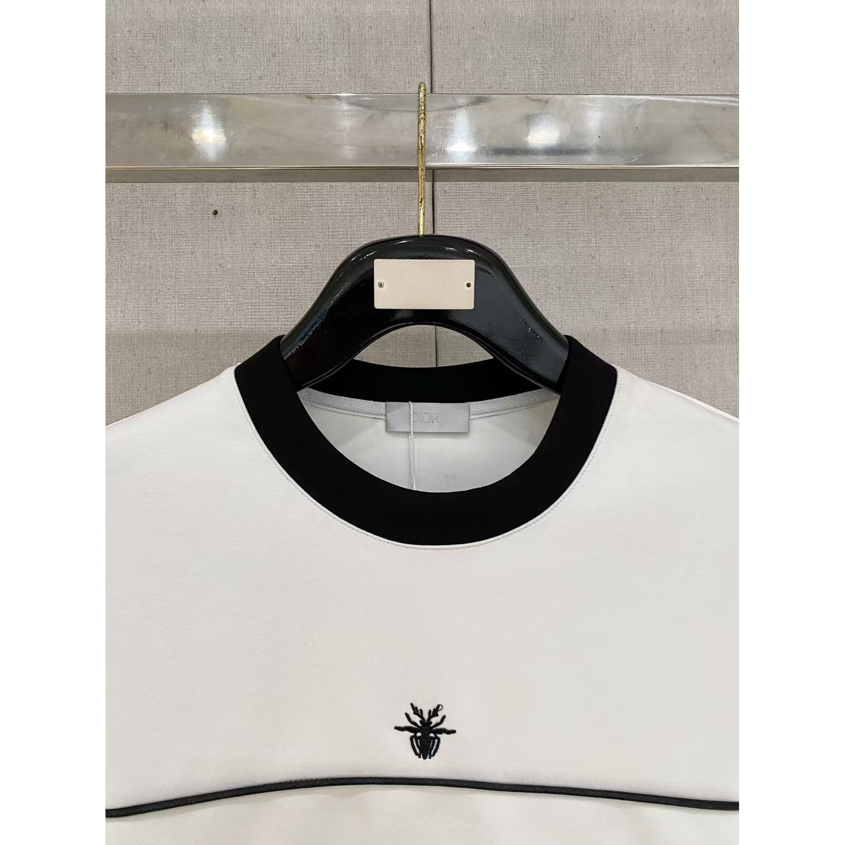 <p>DIOR 太空棉卫衣(白)</p>