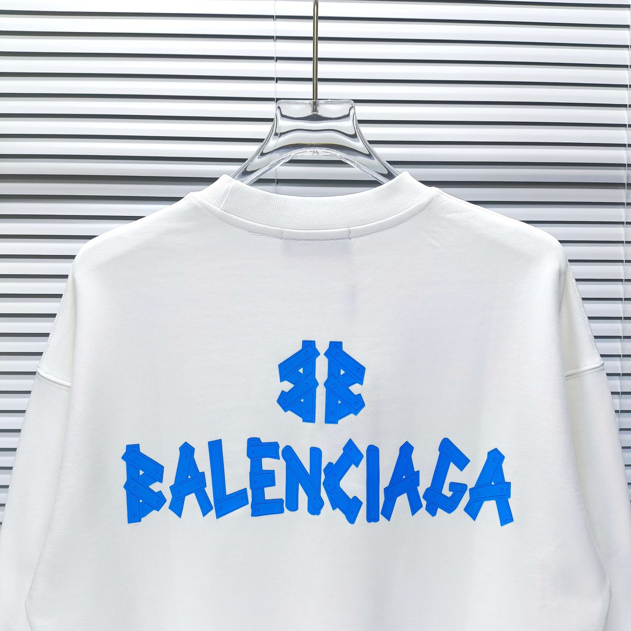 <p>Balenciaga 圆领长袖卫衣(白)</p>