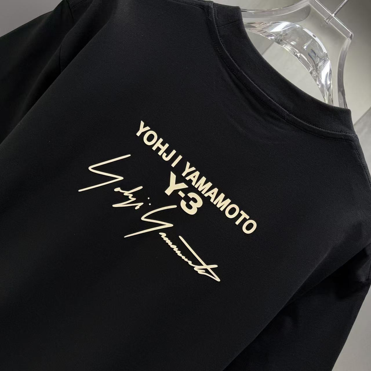 <p>Y-3 短袖T恤(黑)</p>