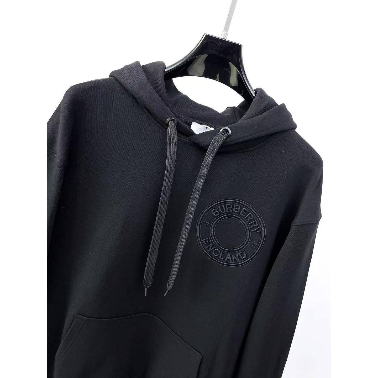 <p>BURBERRY 连帽卫衣(黑)</p>