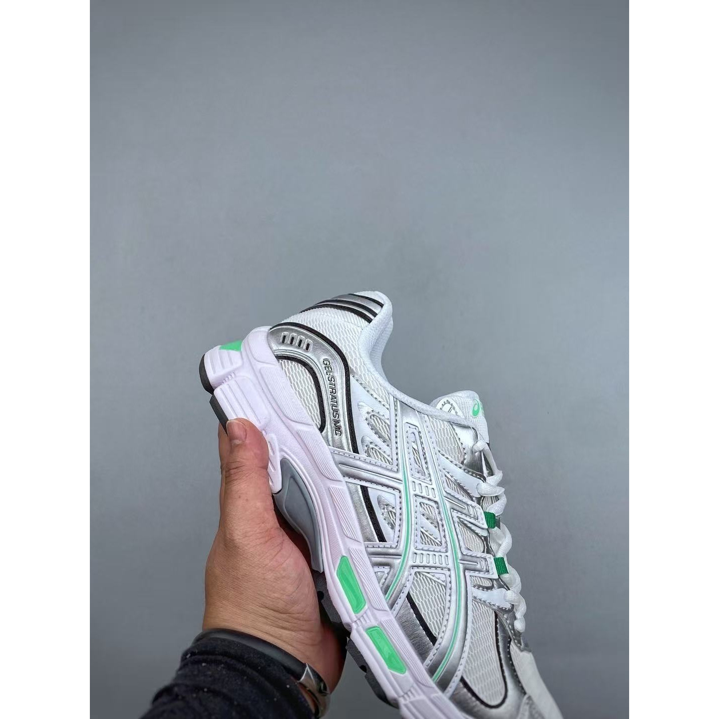 <p>ASICS GEL-STRATUS MC 舒适耐穿减震透气跑步鞋(綠)&nbsp;</p>