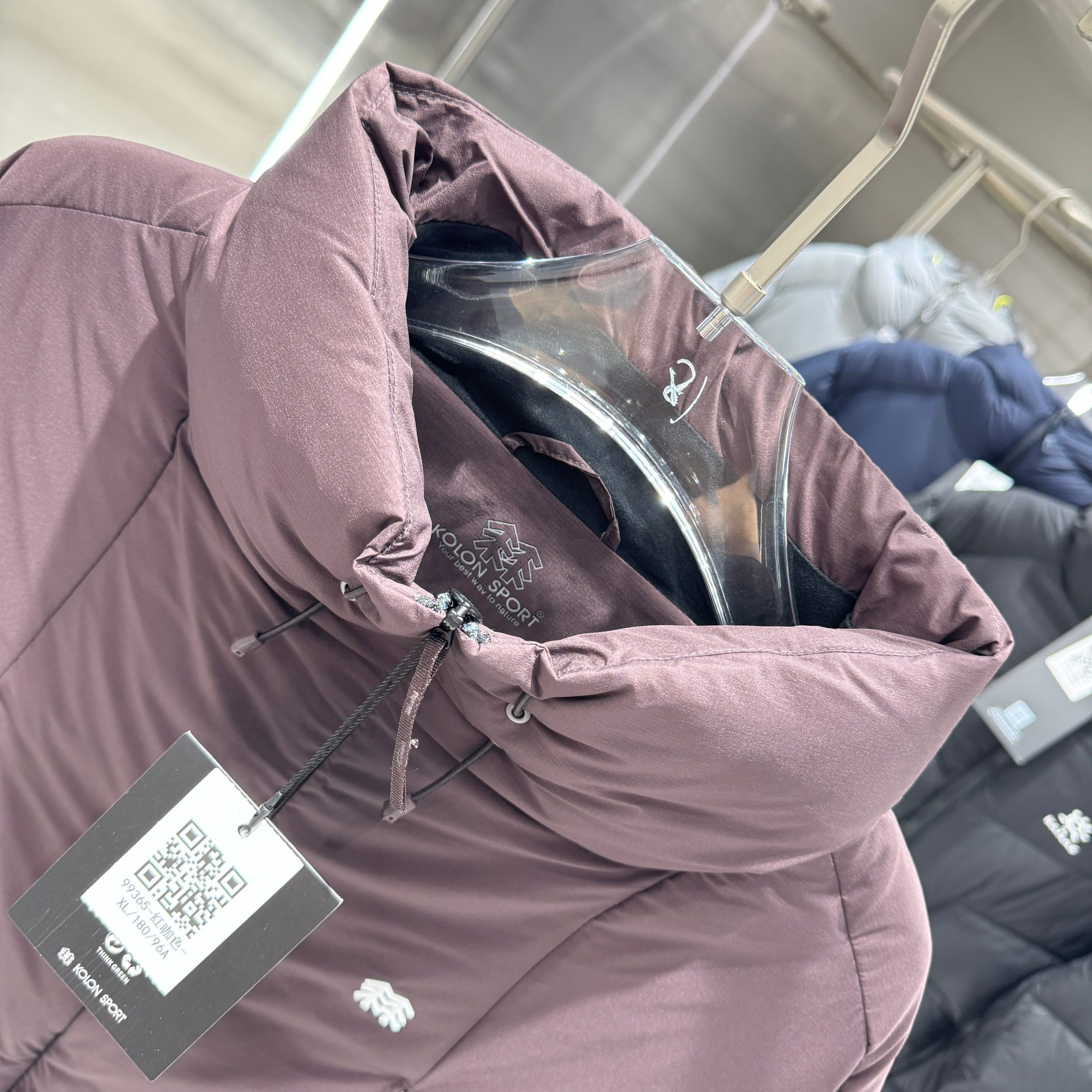 <p>KOLON SPORT 鹅绒羽绒服</p>