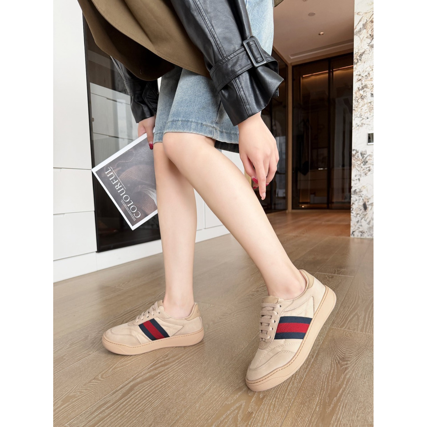 <p>GUCCI 休閒鞋(卡其)</p>