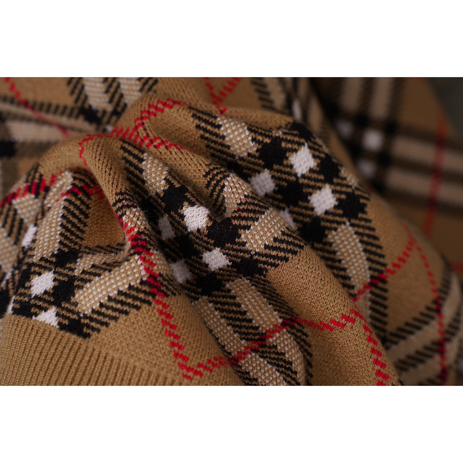 <p>Burberry 圆领针织羊毛衫(X22)</p>
