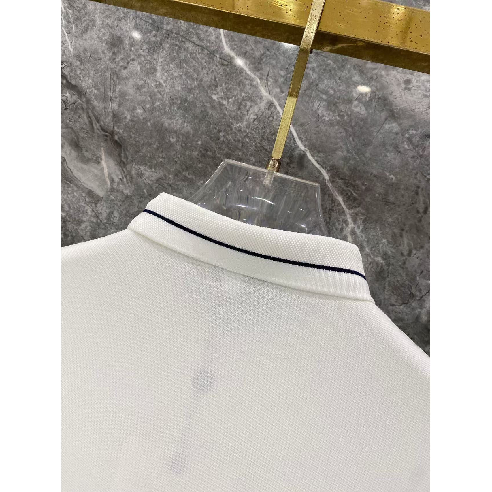 <p>MONCLER 秋冬长袖Polo(783016)</p>