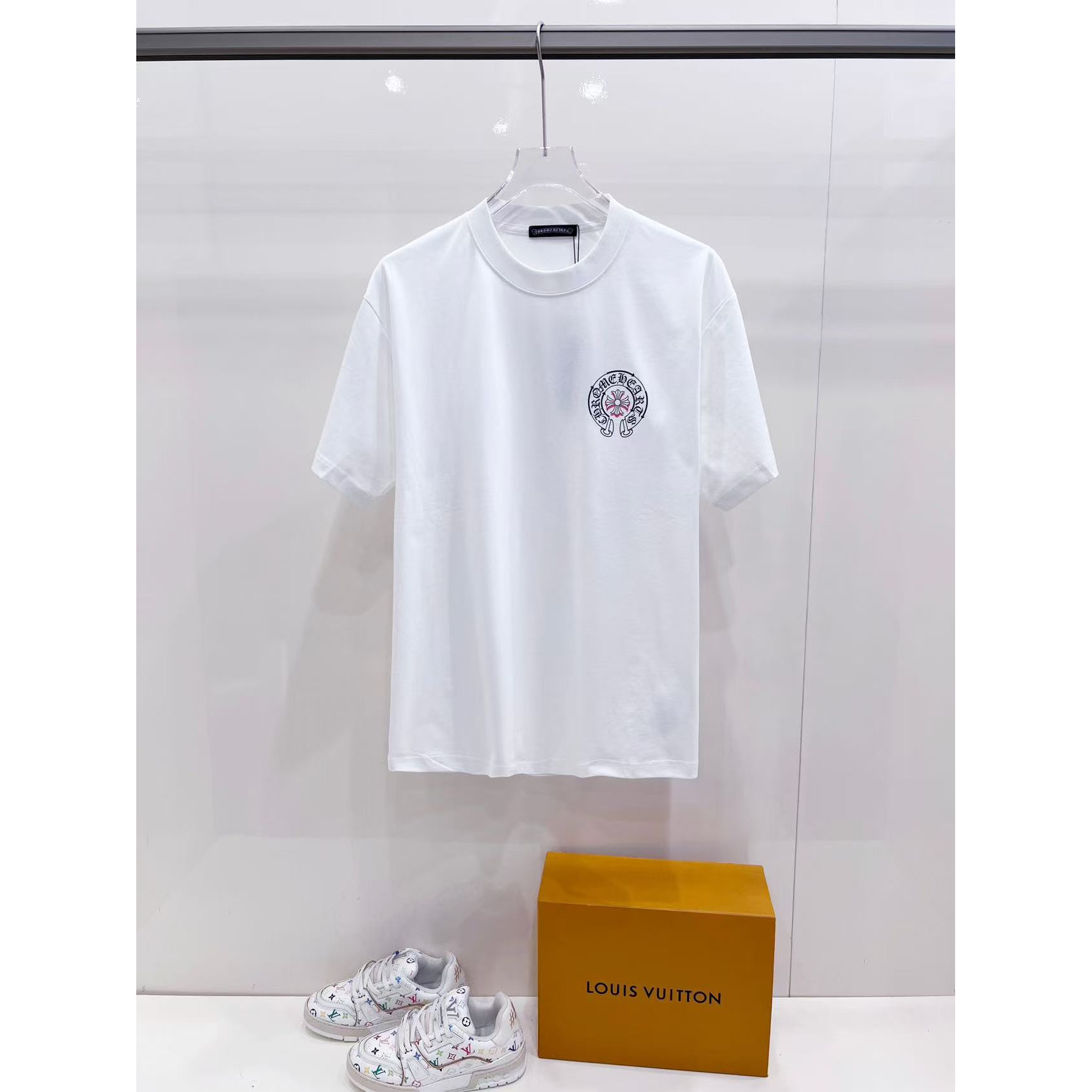 <p>CHROME HEARTS 短袖圆领T恤(白)</p>