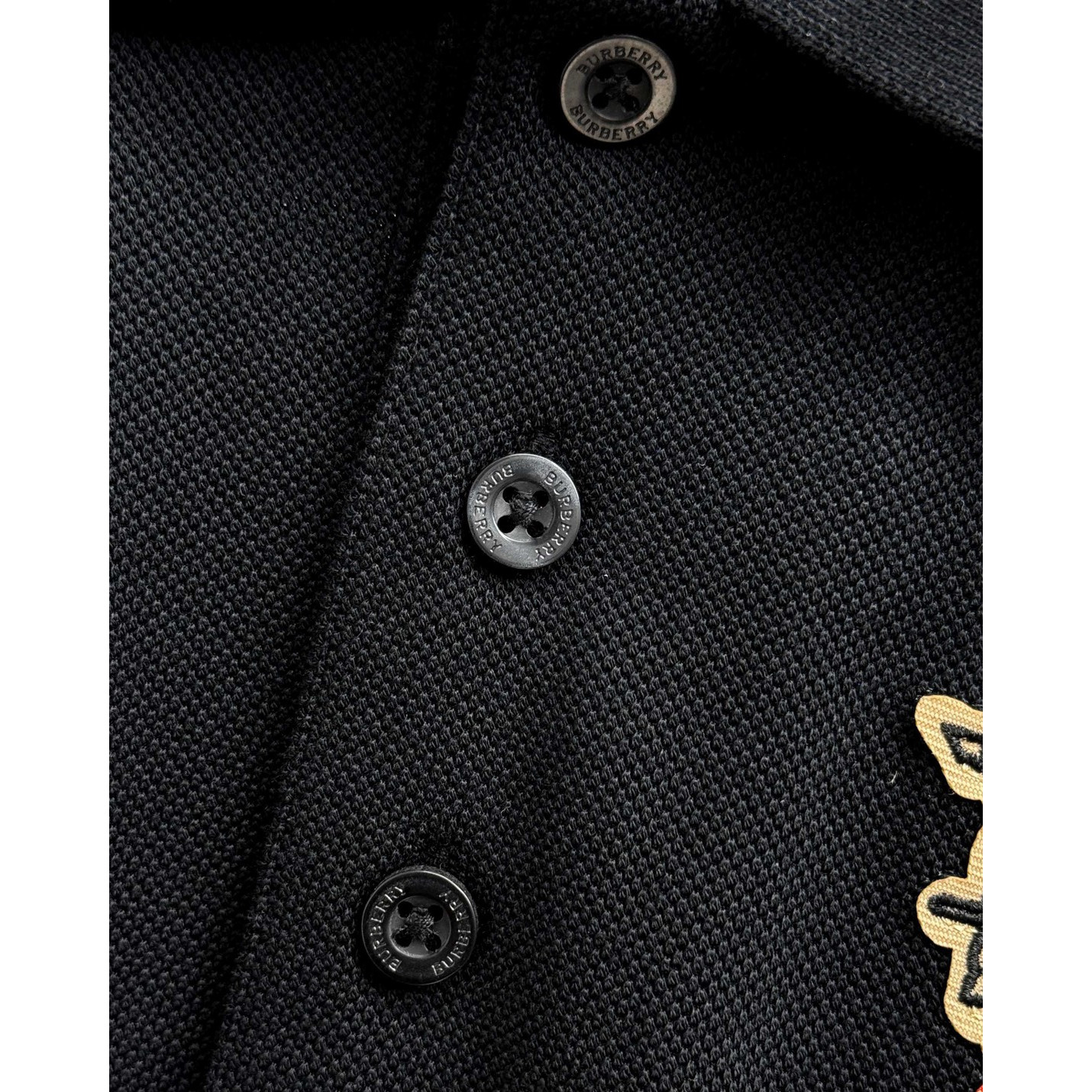 <p>BURBERRY 短袖翻领polo衫(黑)</p>