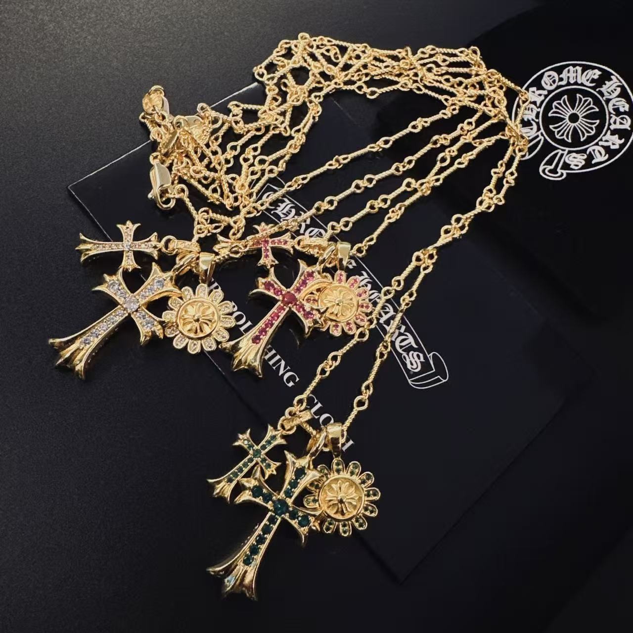 <p>CHROME HEARTS 项链</p>