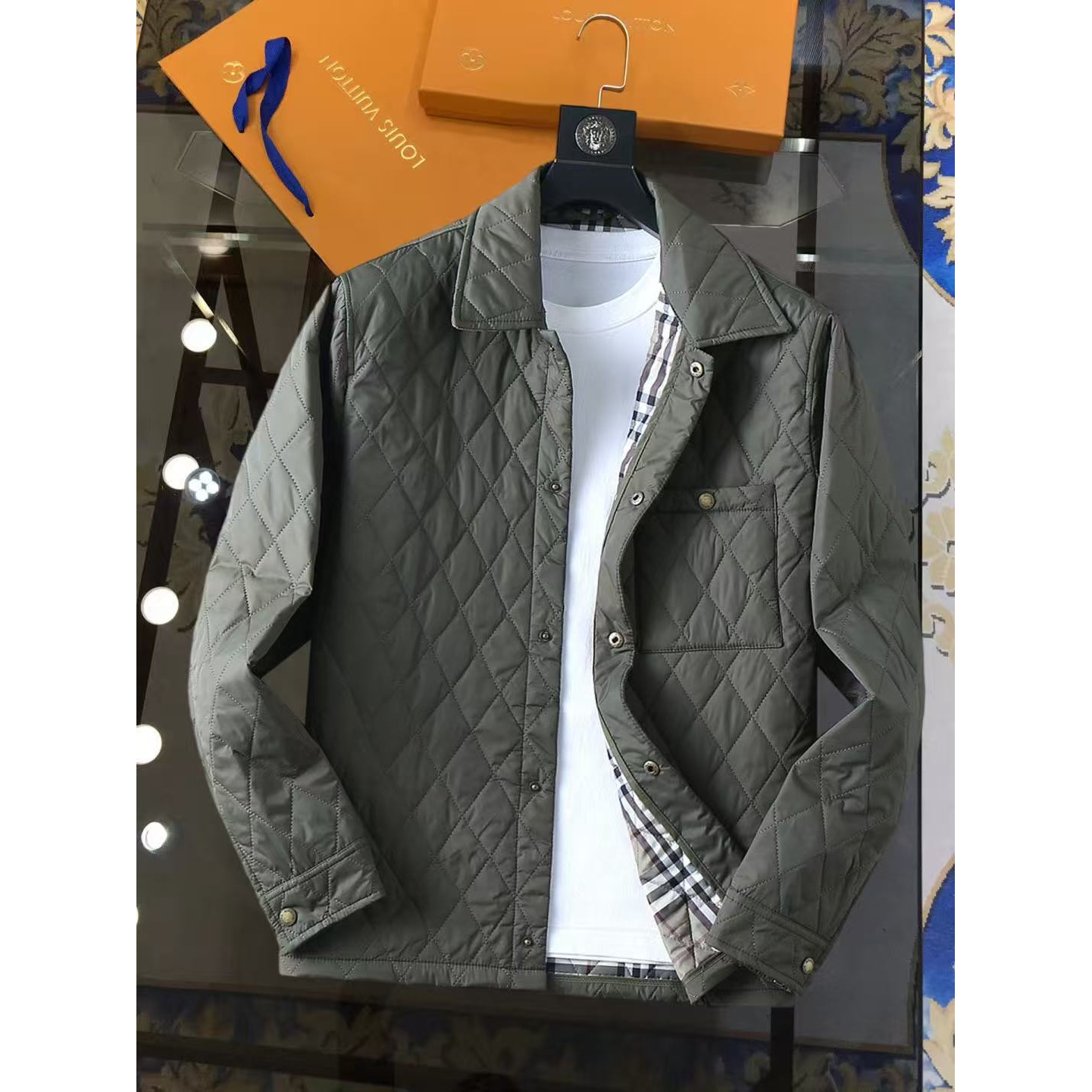 <p>BURBERRY 加厚棉服外套(綠)</p>