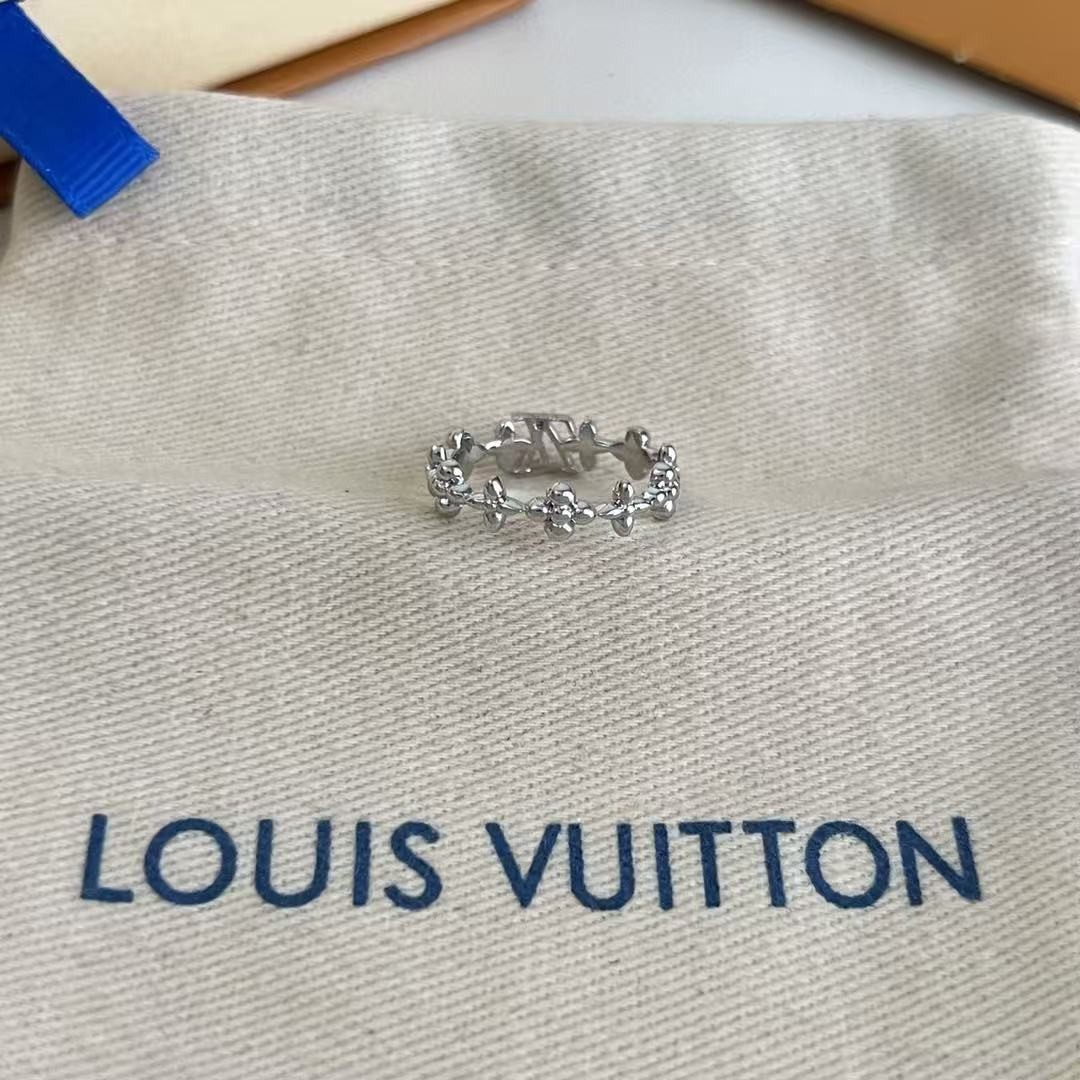<p>Dior 中古戒指</p>