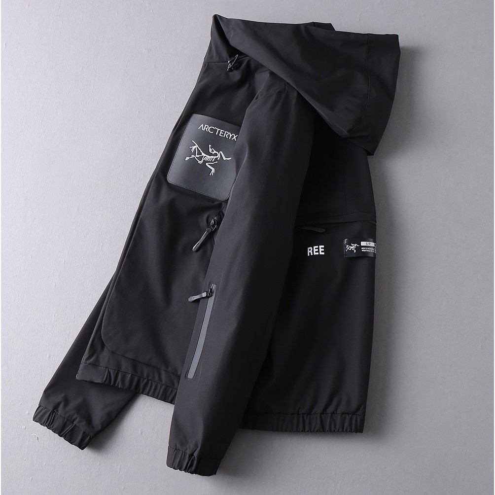 <p>Arc'teryx 新款男士夹克外套</p>