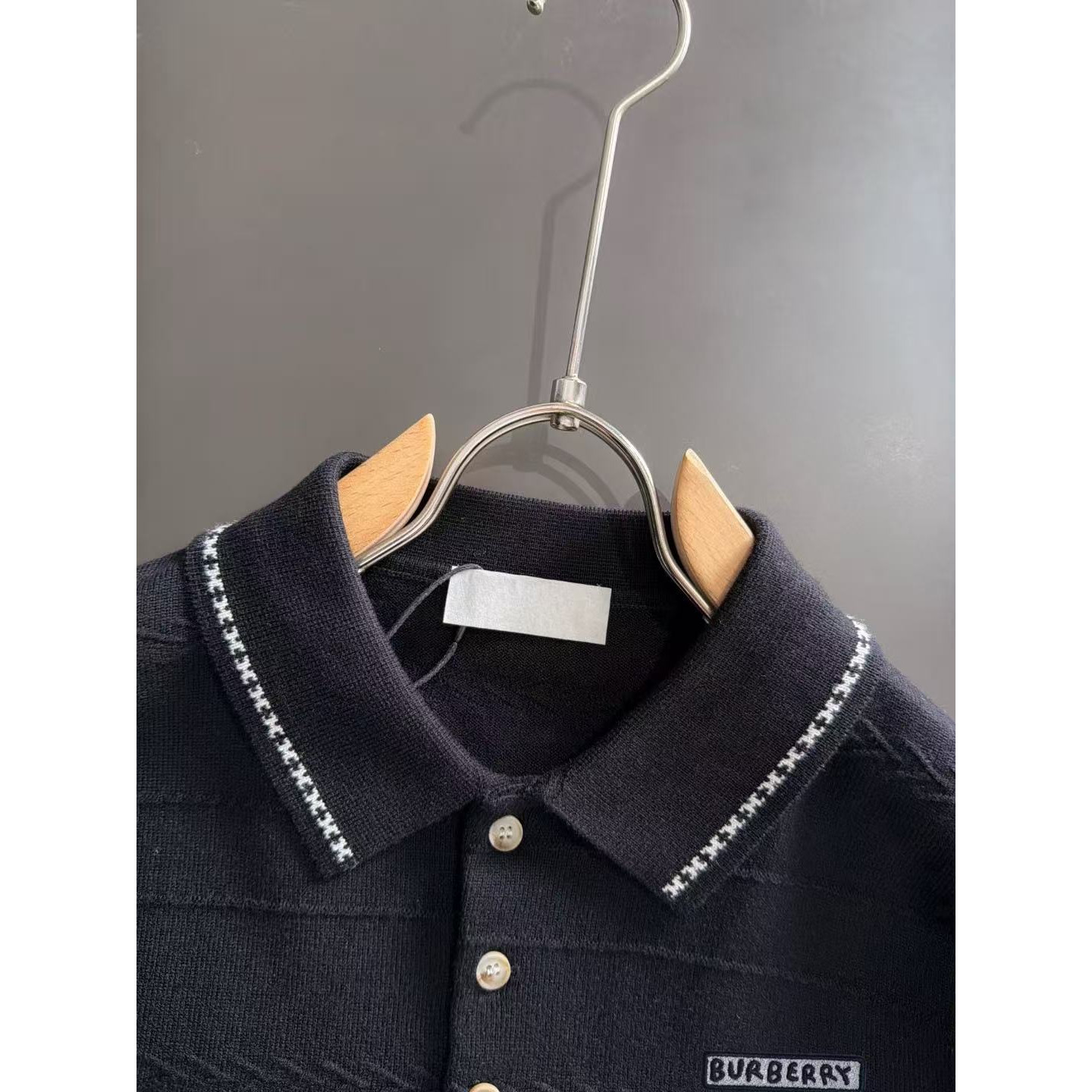 <p>BURBERRY 秋冬官网最新毛衣(黑)</p>