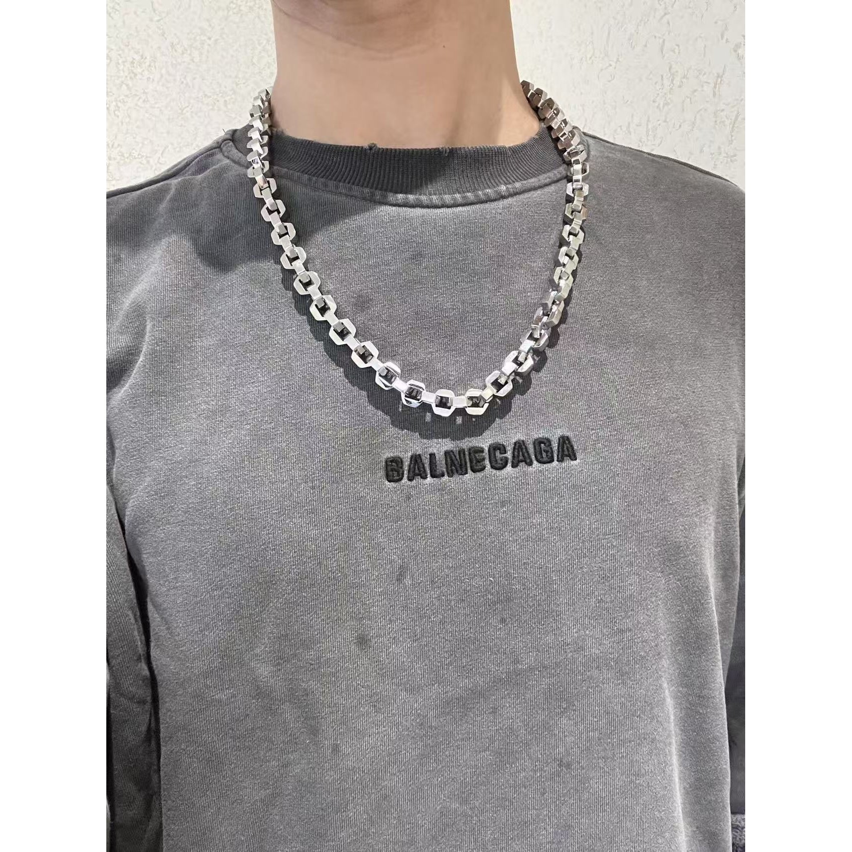 <p>Balenciaga 项链</p>