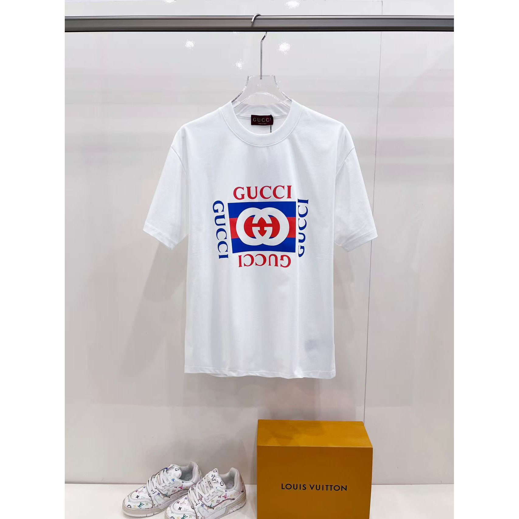<p>GUCCI 短袖圆领T恤(白)</p>