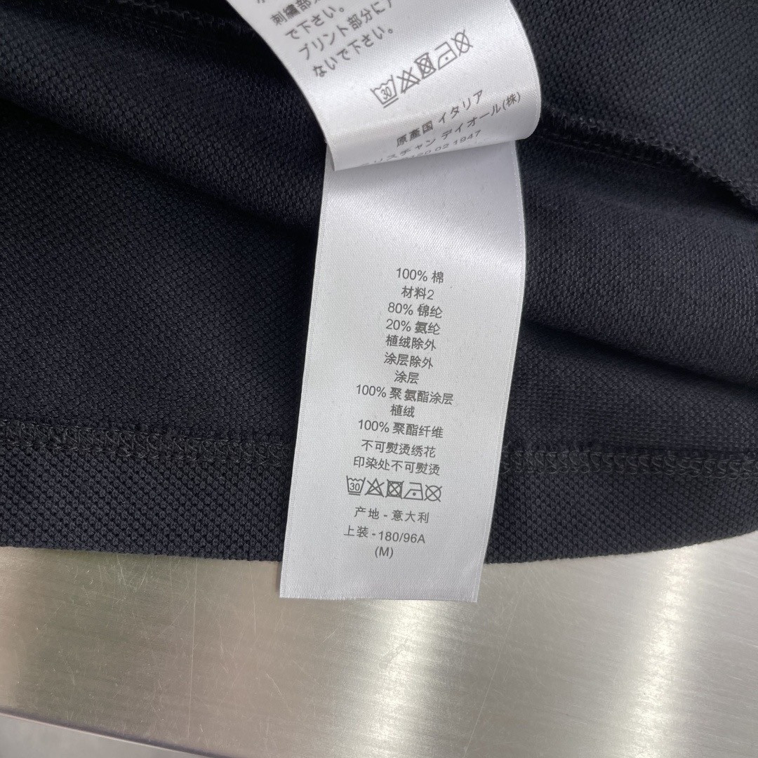 <p>DIOR&nbsp;短袖翻领polo衫(黑)</p>