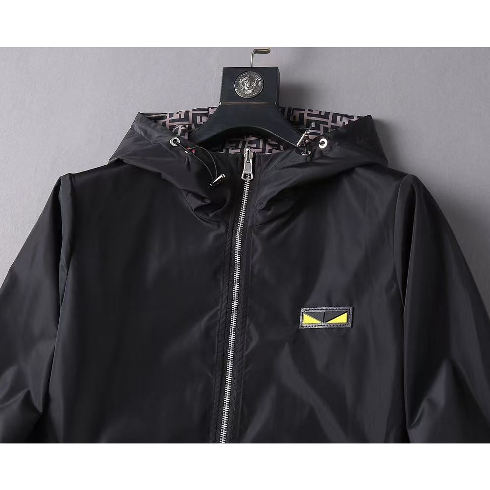 <p>FENDI 男士夹克外套(紫)</p>