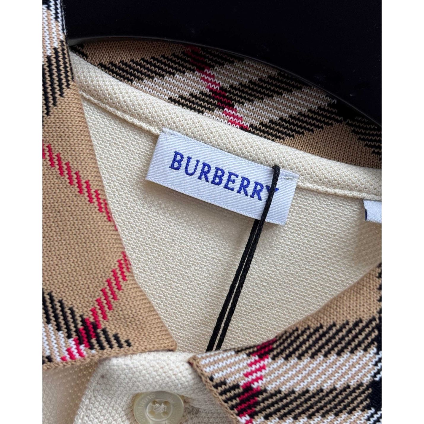<p>BURBERRY 短袖翻领polo衫(杏)</p>