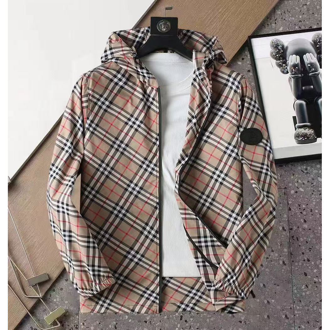 <p>BURBERRY 男士夹克外套(800892)</p>