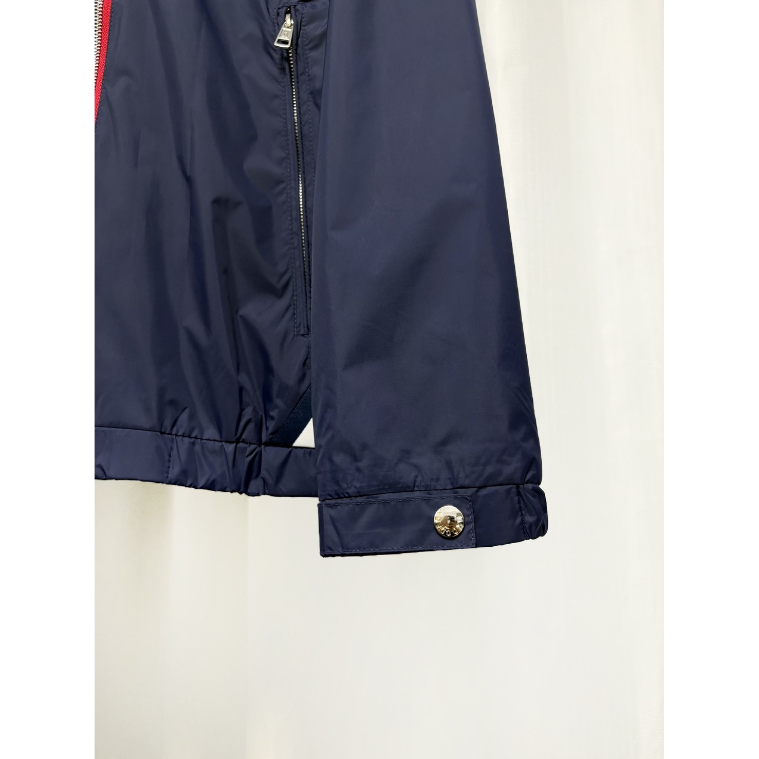 <p>Moncler 夹克外套</p>