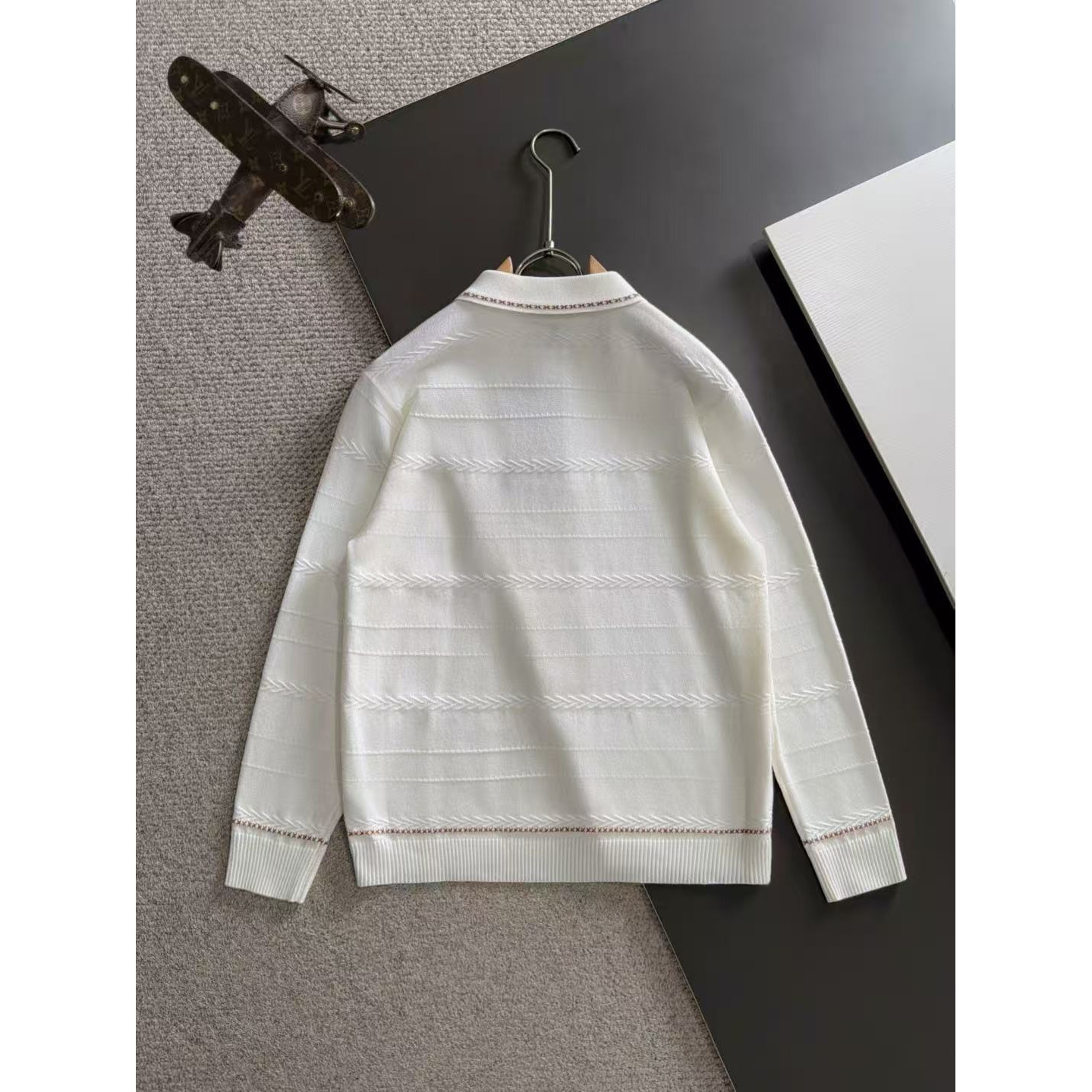 <p>BURBERRY 秋冬官网最新毛衣(米白)</p>