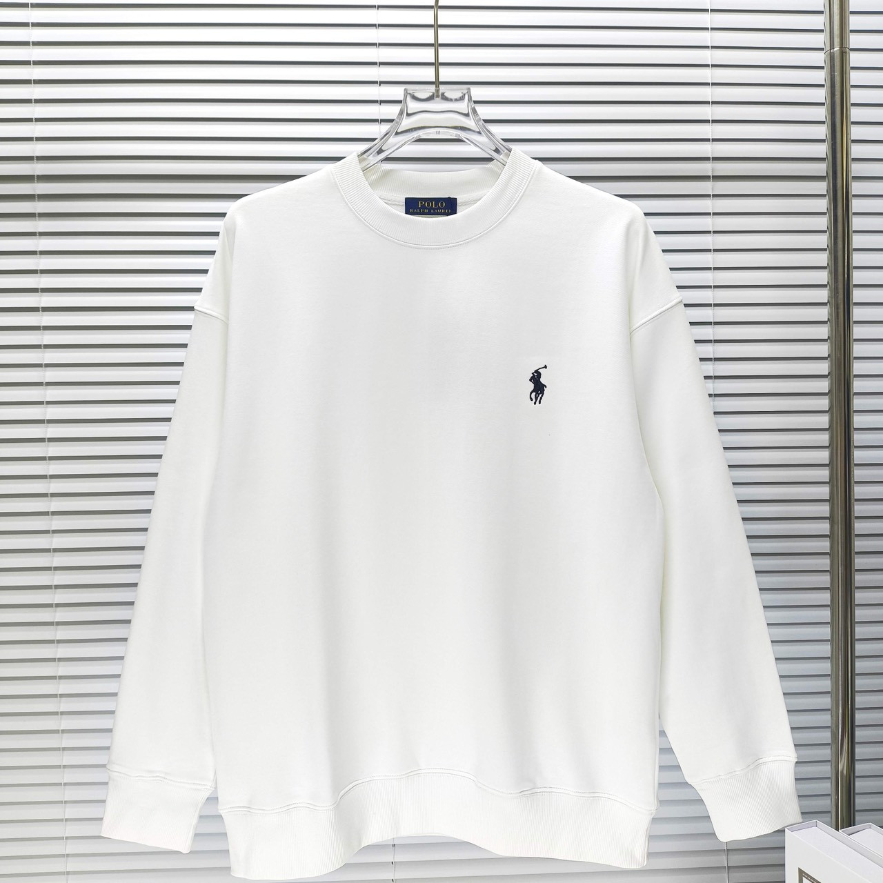 <p>Ralph Lauren&nbsp;圆领长袖卫衣(白)</p>