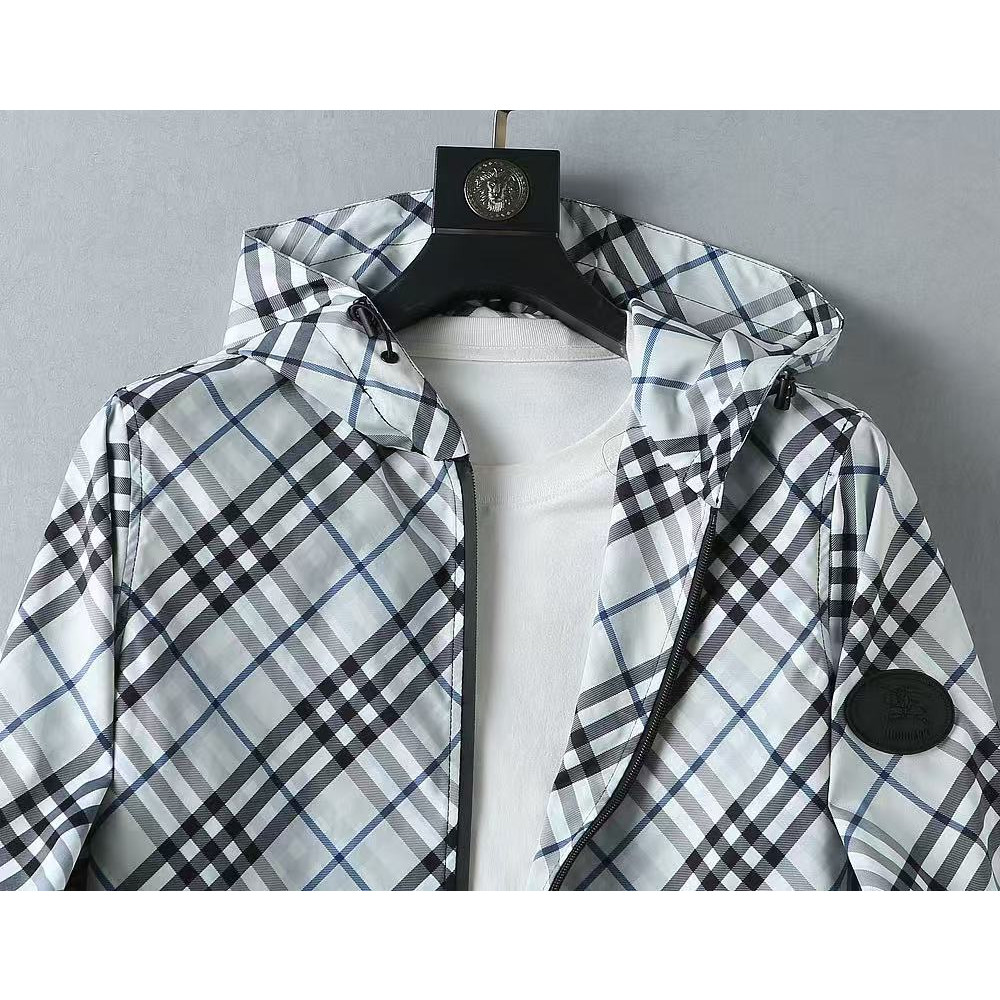 <p>BURBERRY 男士夹克外套(800896)</p>