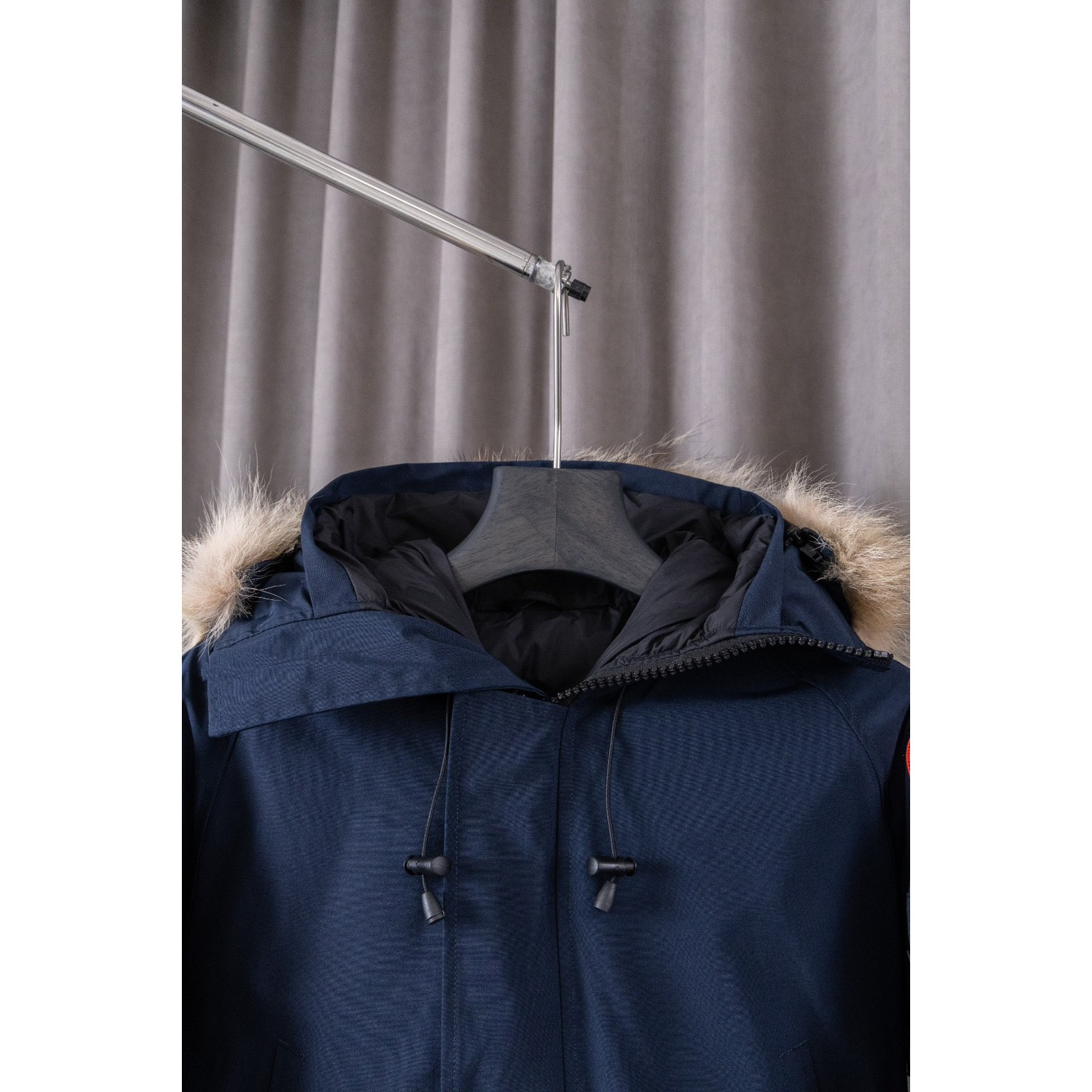 <p>Canada Goose 01款 Chilliwack Bomber 飞行员羽绒服(藏蓝色)</p>