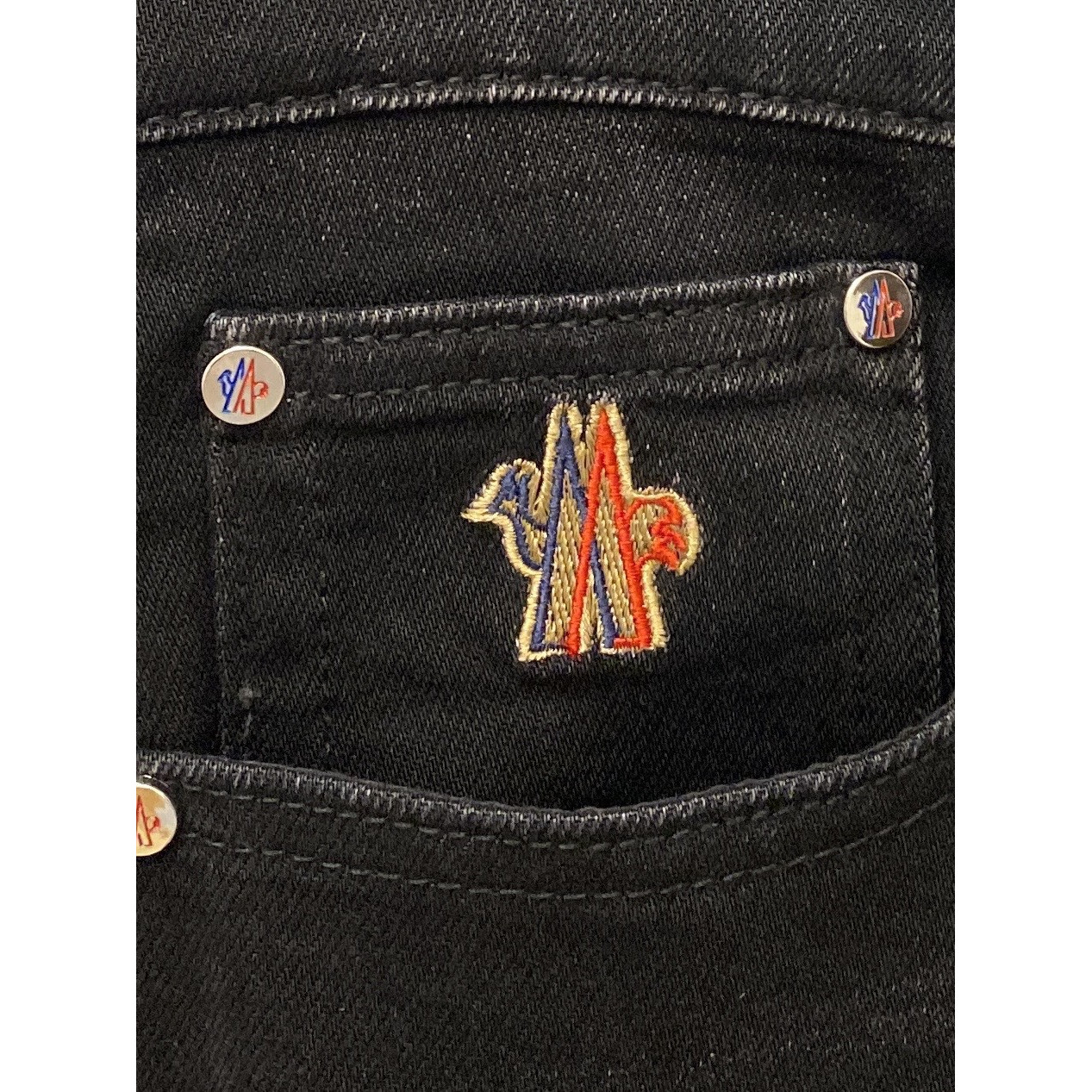 <p>MONCLER 休闲牛仔裤</p>