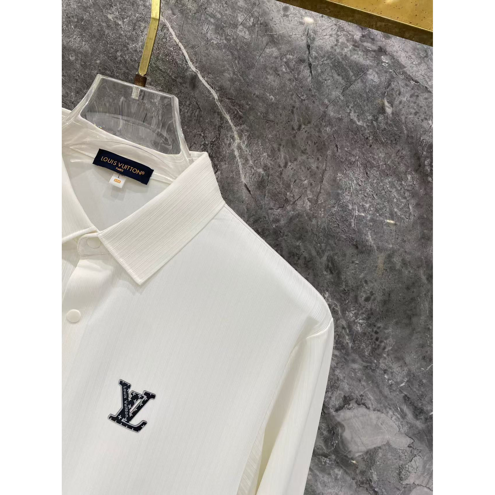 <p>LV 秋冬长袖Polo(782989)</p>