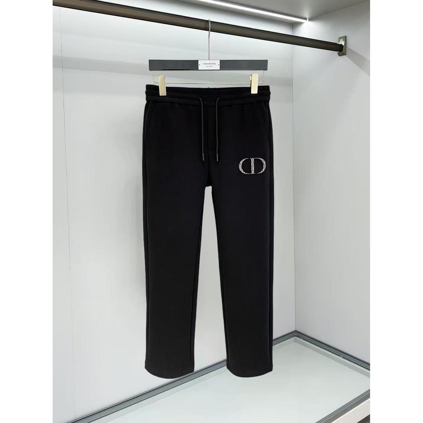 <p>DIOR 男士长裤(782447)</p>