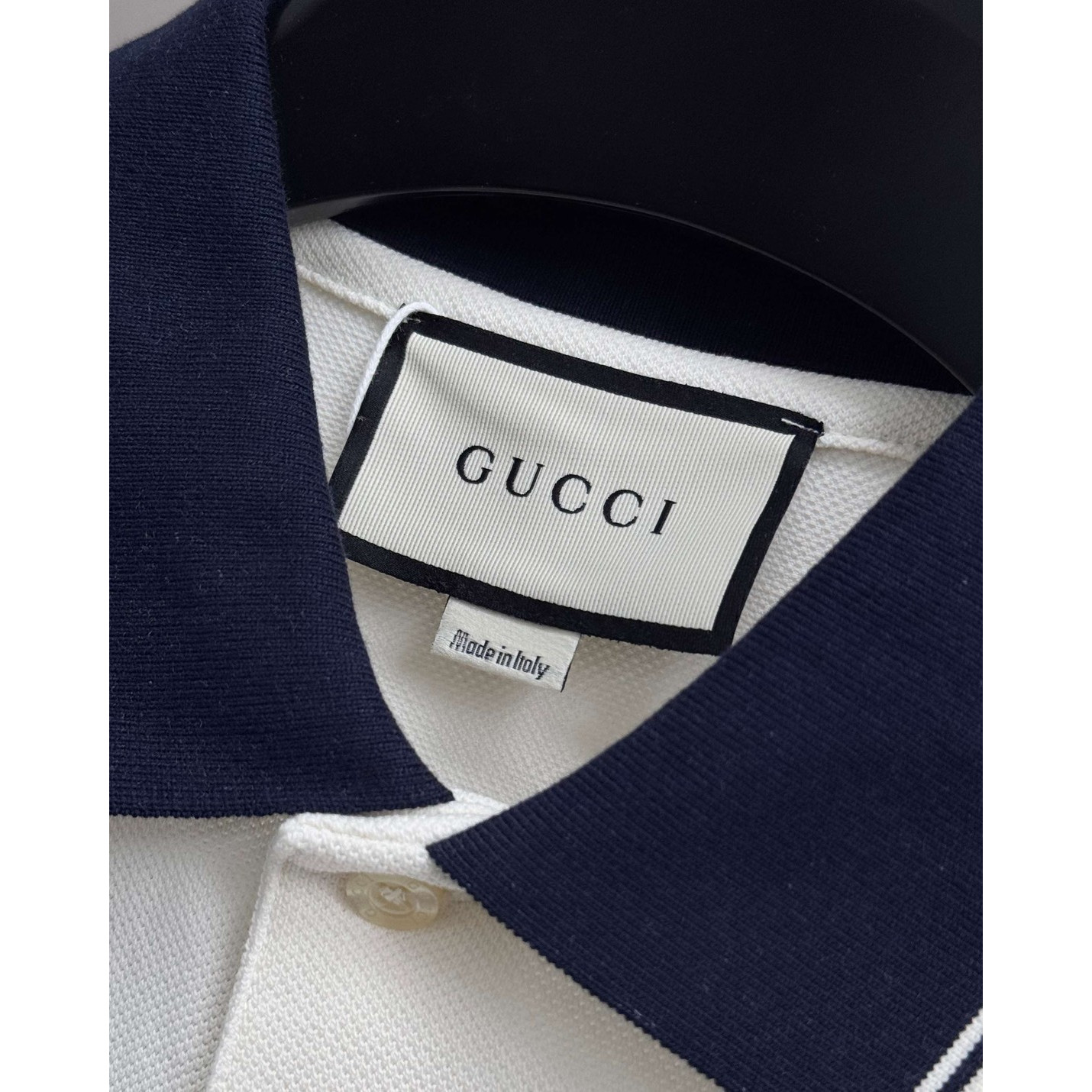 <p>GUCCI&nbsp;短袖翻领polo衫(白)</p>