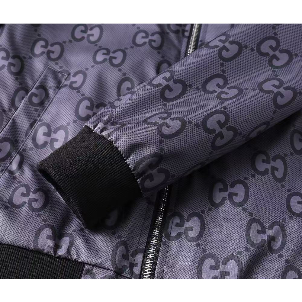 <p>GUCCI 男士夹克外套(深紫)</p>