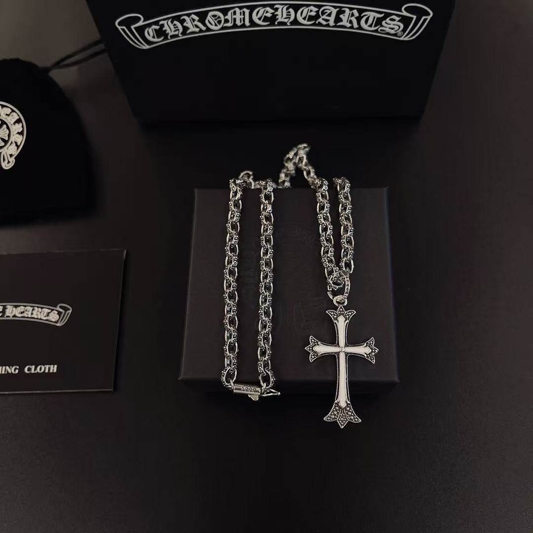 <p>CHROME HEARTS 项链</p>