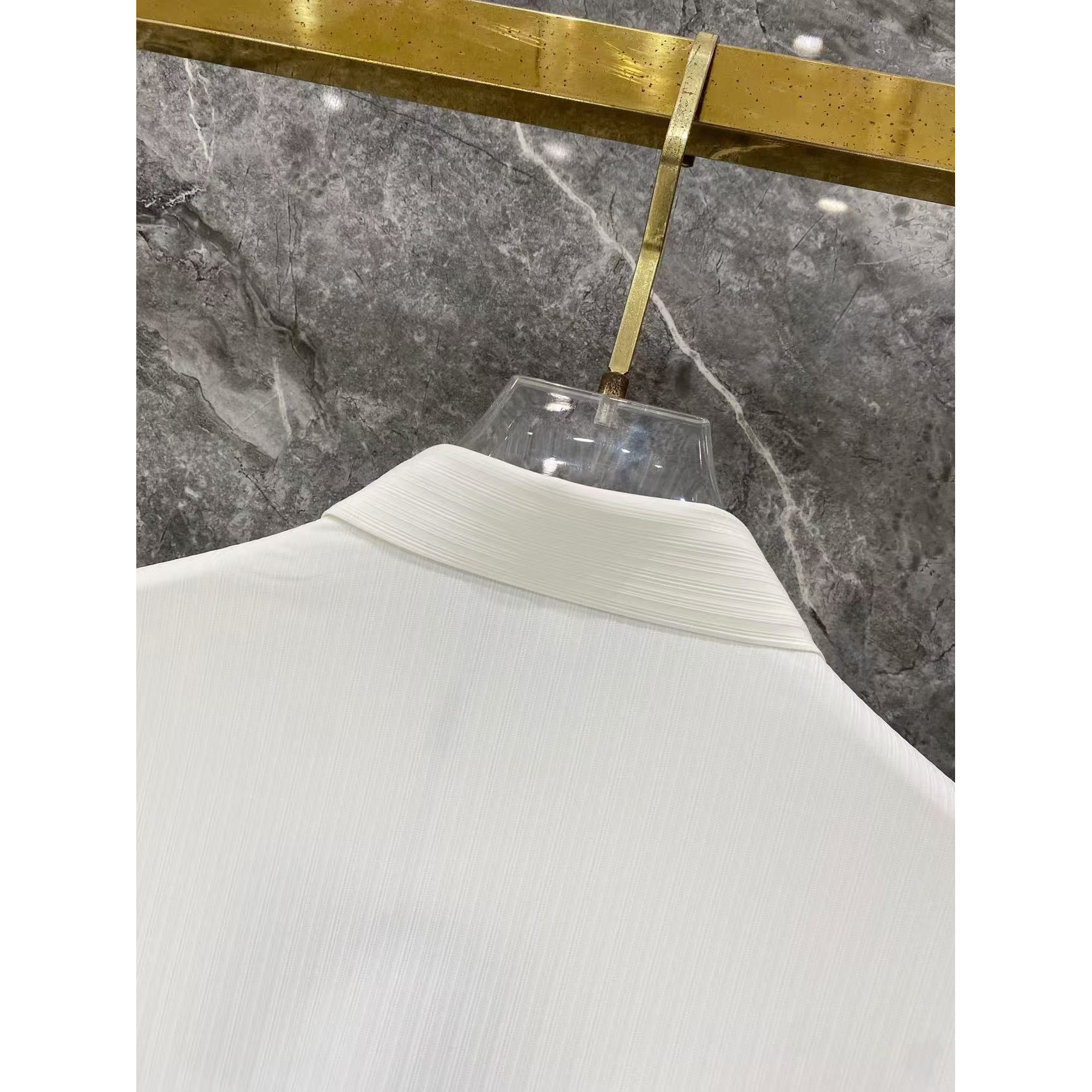 <p>LV 秋冬长袖Polo(782989)</p>