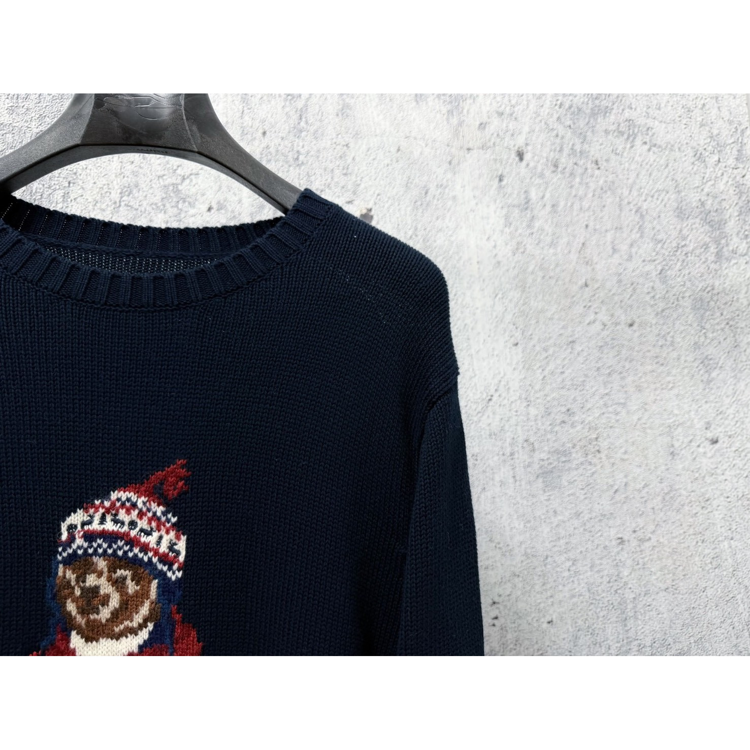 <p>Ralph Lauren 宽松版棉圆领针织衫(黑)</p>