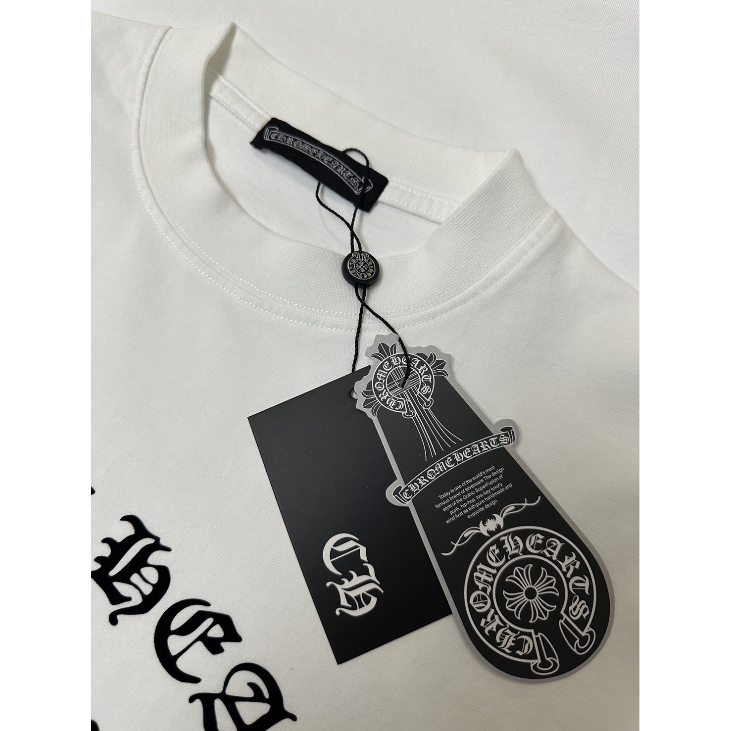 <p>Chrome Hearts 十字架植绒印花坎肩背心(白)</p>