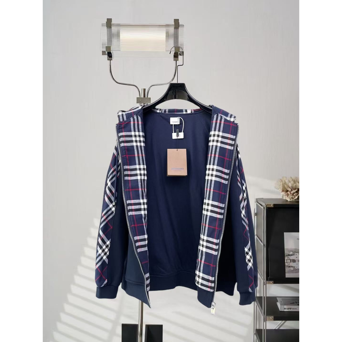 <p>BURBERRY 卫衣外套(藍)</p>