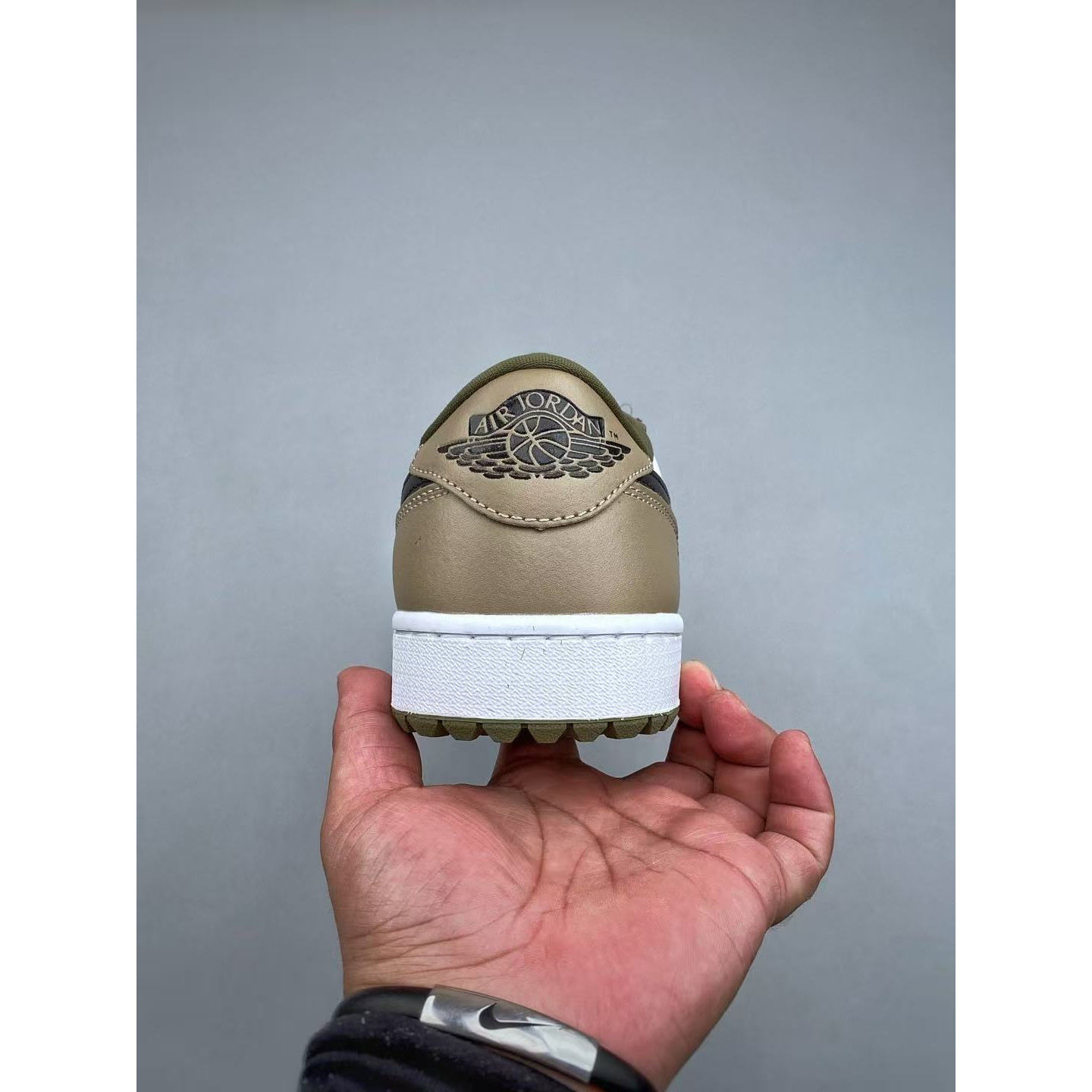<p>Nike Air Jordan 1 Low (墨綠)</p>