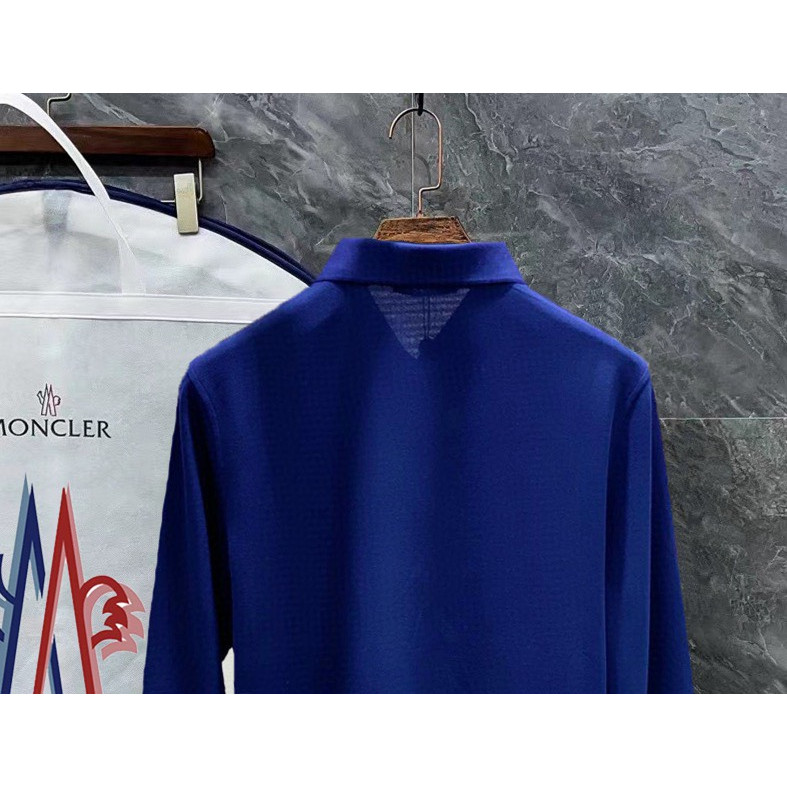 <p>MONCLER 立体徽标翻领长袖Polo衫(藍)</p>
