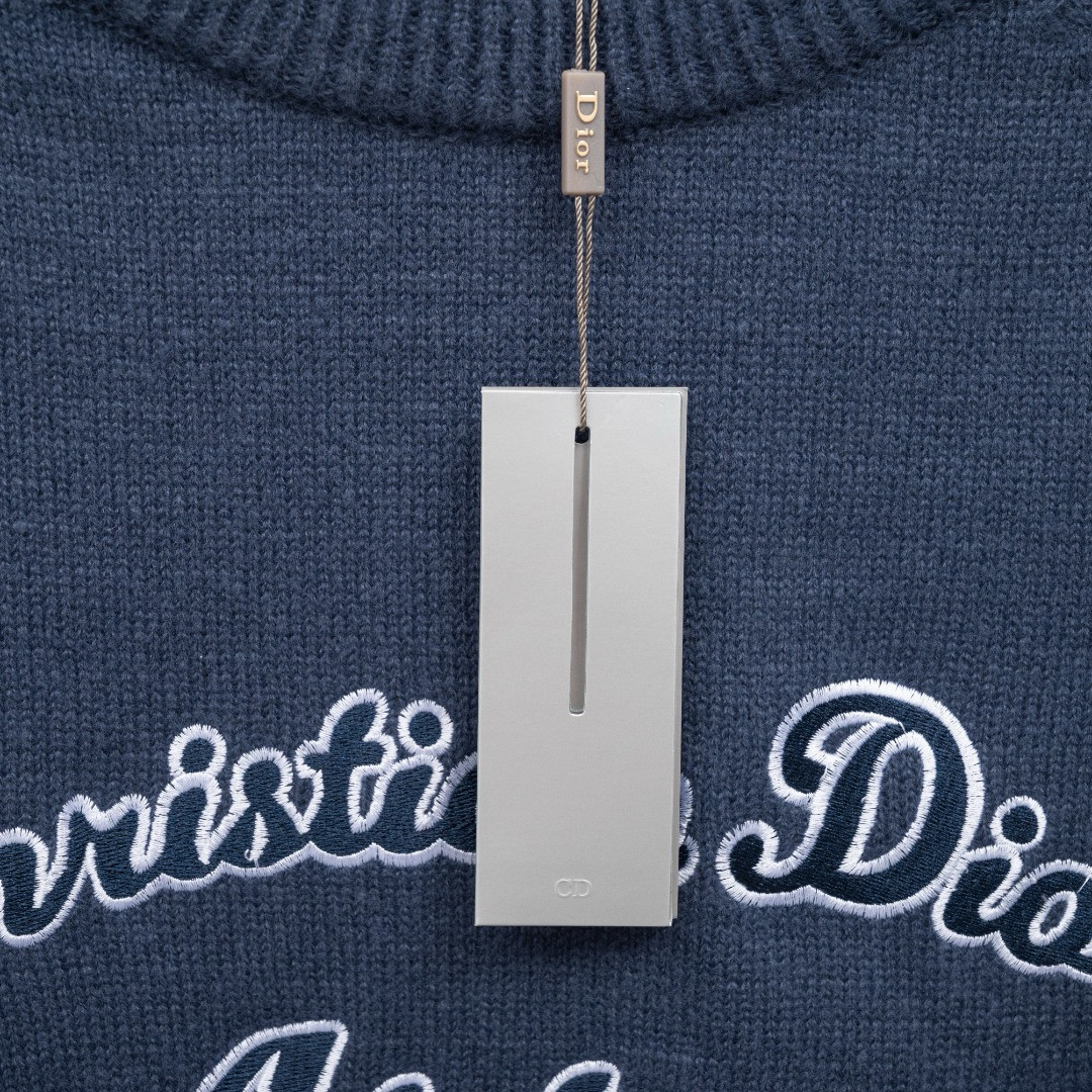 <p>DIOR 针织长袖毛衣(藏青)</p>