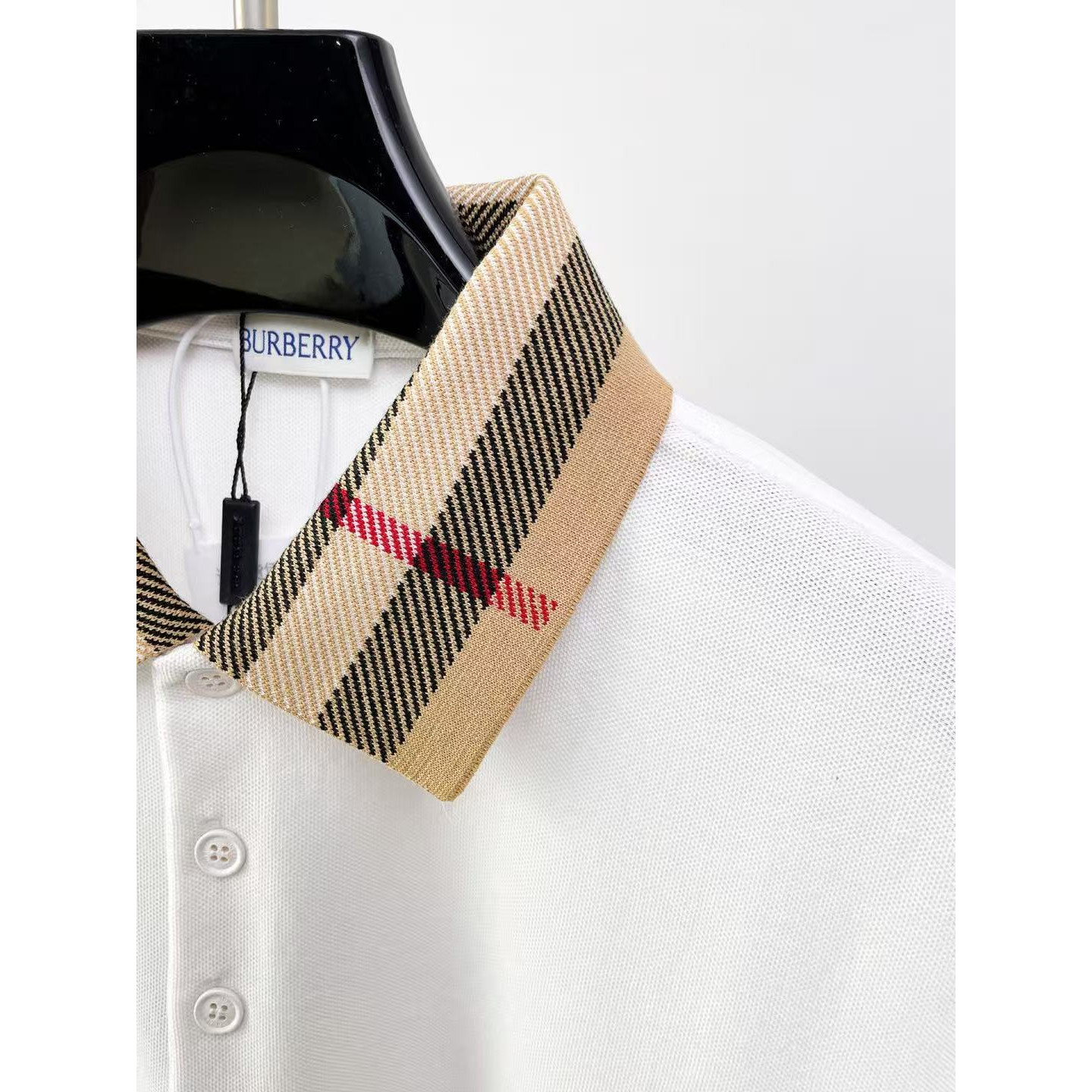 <p>BURBERRY 长袖Polo衫(白)</p>