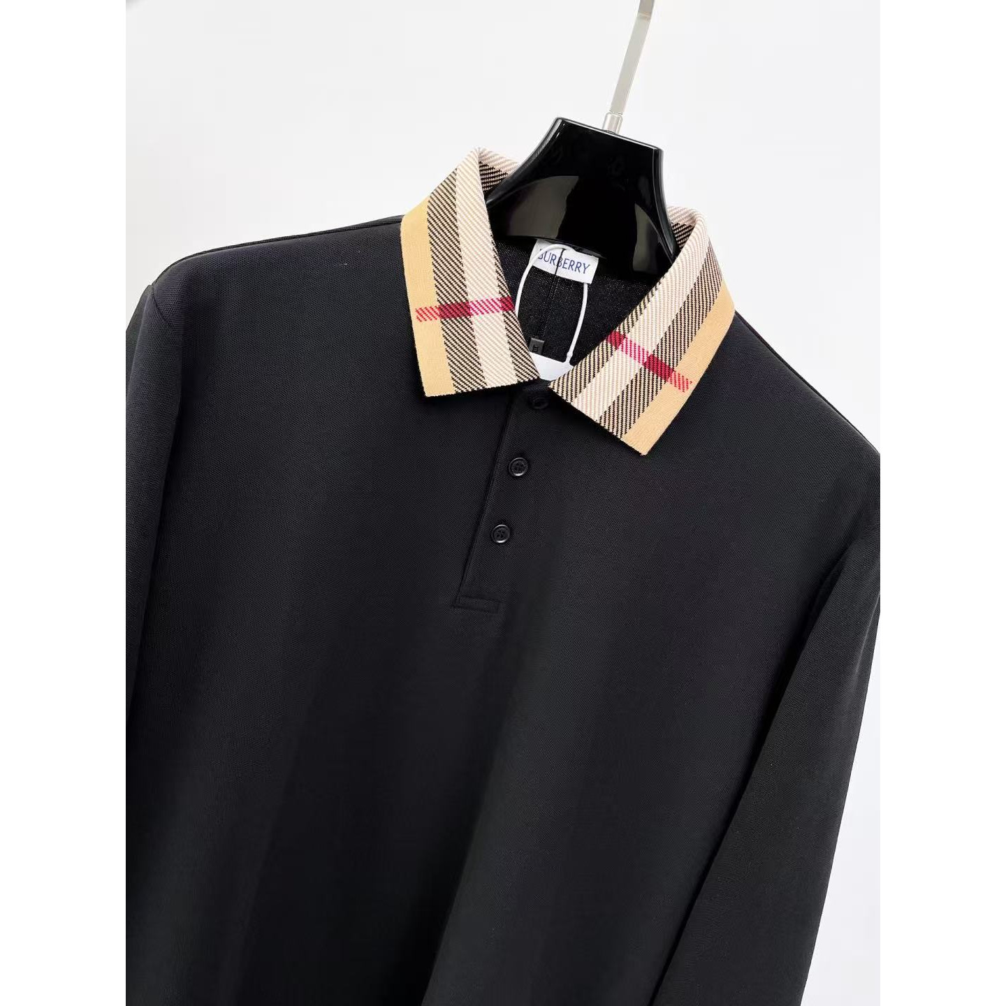 <p>BURBERRY 长袖Polo衫(黑)</p>