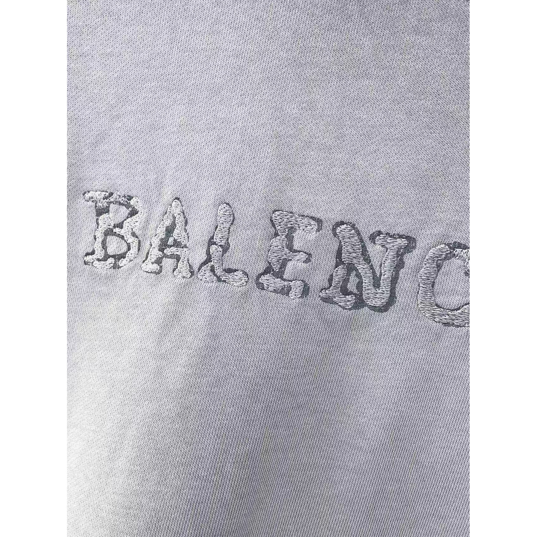 <p>Balenciaga 圓領長袖T恤(洗水灰)</p>